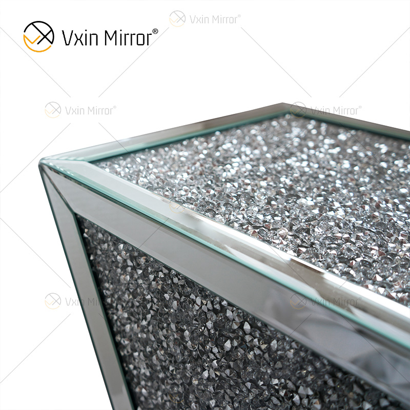 Factory Hot Sale WXF-081 Silver Diamond Side Table 3D Modern Luxury Mirrored Side Table