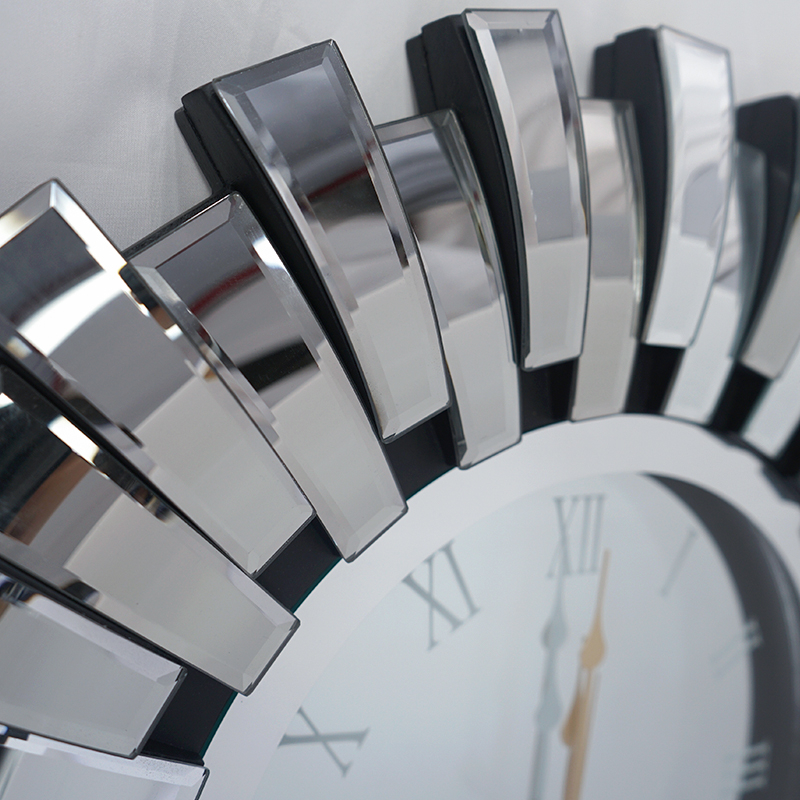 Mirrored Clock WXMC-084 Bending Glass Silver Wall Decor 3D Round Clock