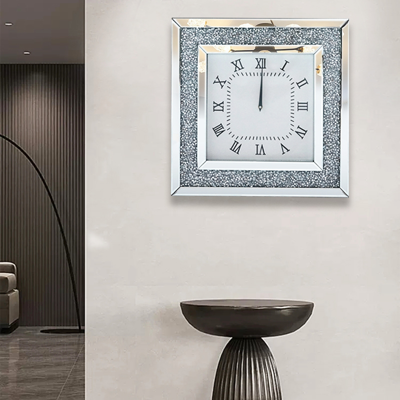 Mirrored Clock WXMC-011 Silver Decorative Clock With Crushed Diamond