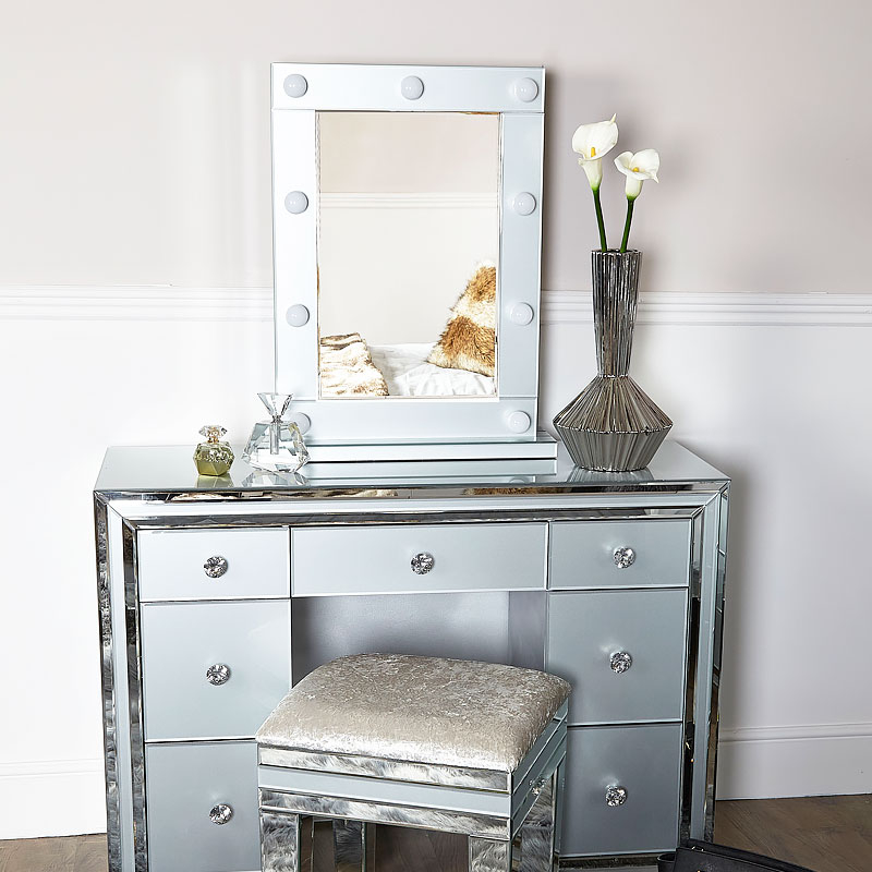 3 Colors Venetian Styles VXin WXDL-104 Hollywood Lighted Mirror Vanity Set with Led Light 7 Bulbs