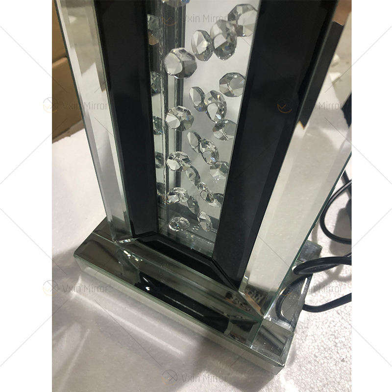 Factory Supply WXTL-143 Modern Silver Black Frame Table Lamp with Lampshade For Bedroom Mirror Lamp