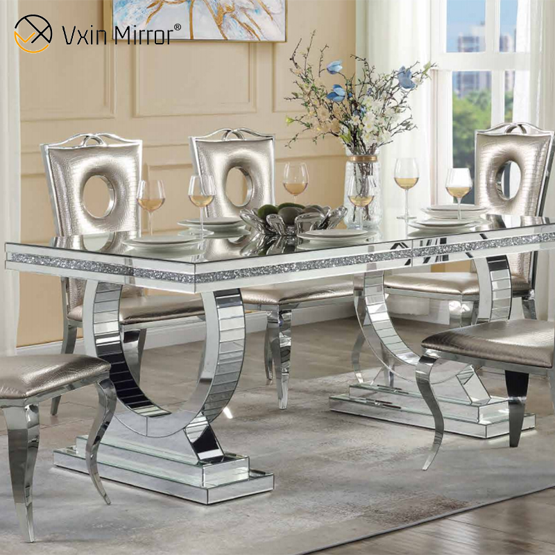 Wholesale 2021 New Design Crushed Diamond Round Silver Dining Furniture with Chairs Toughened Glass Table Top Dining Table