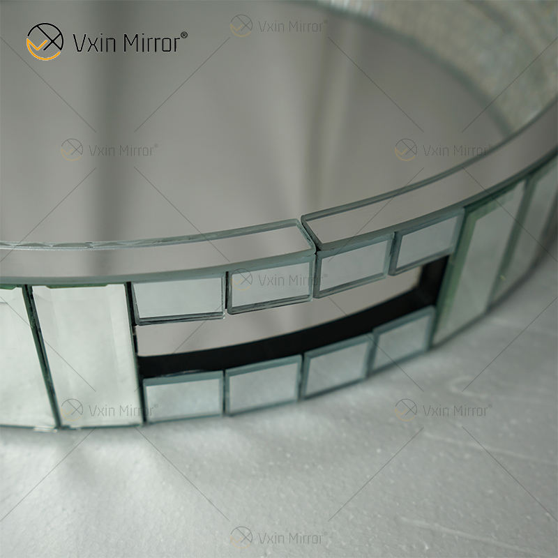 round wooden tray decor