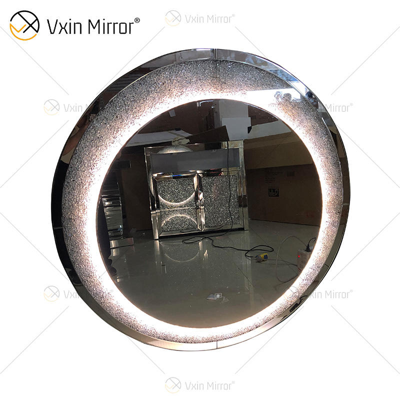 mirror with loghts