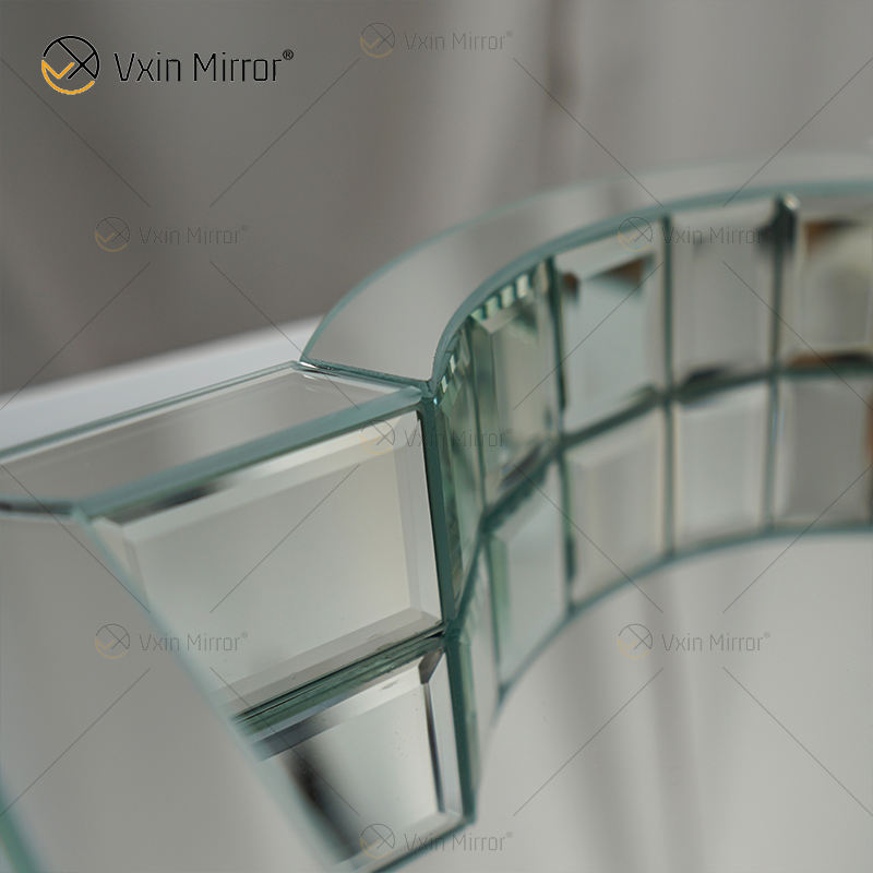 mirrored tray